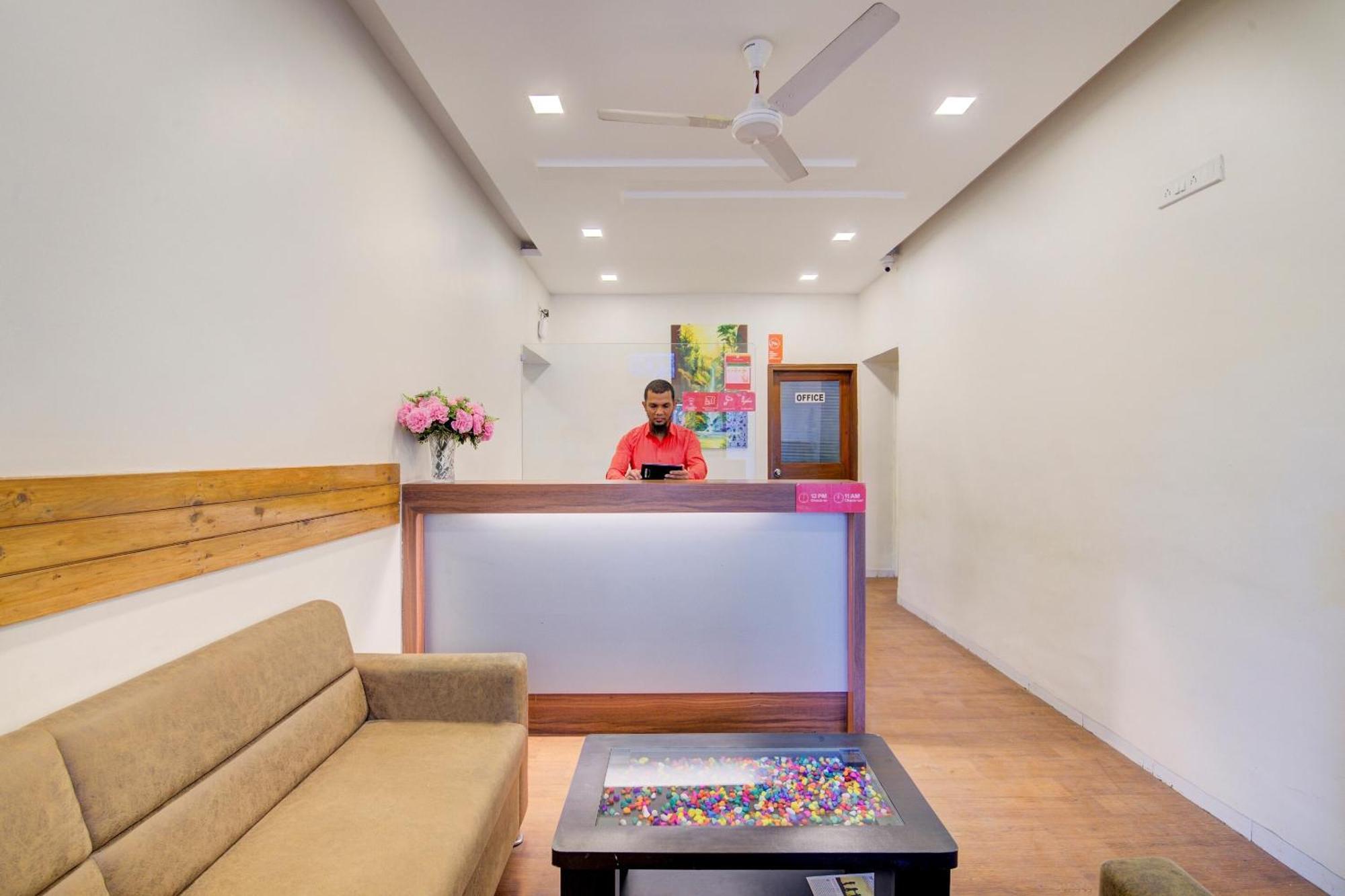 Hotel Collection O Sunshine Near Inox à Pune Extérieur photo