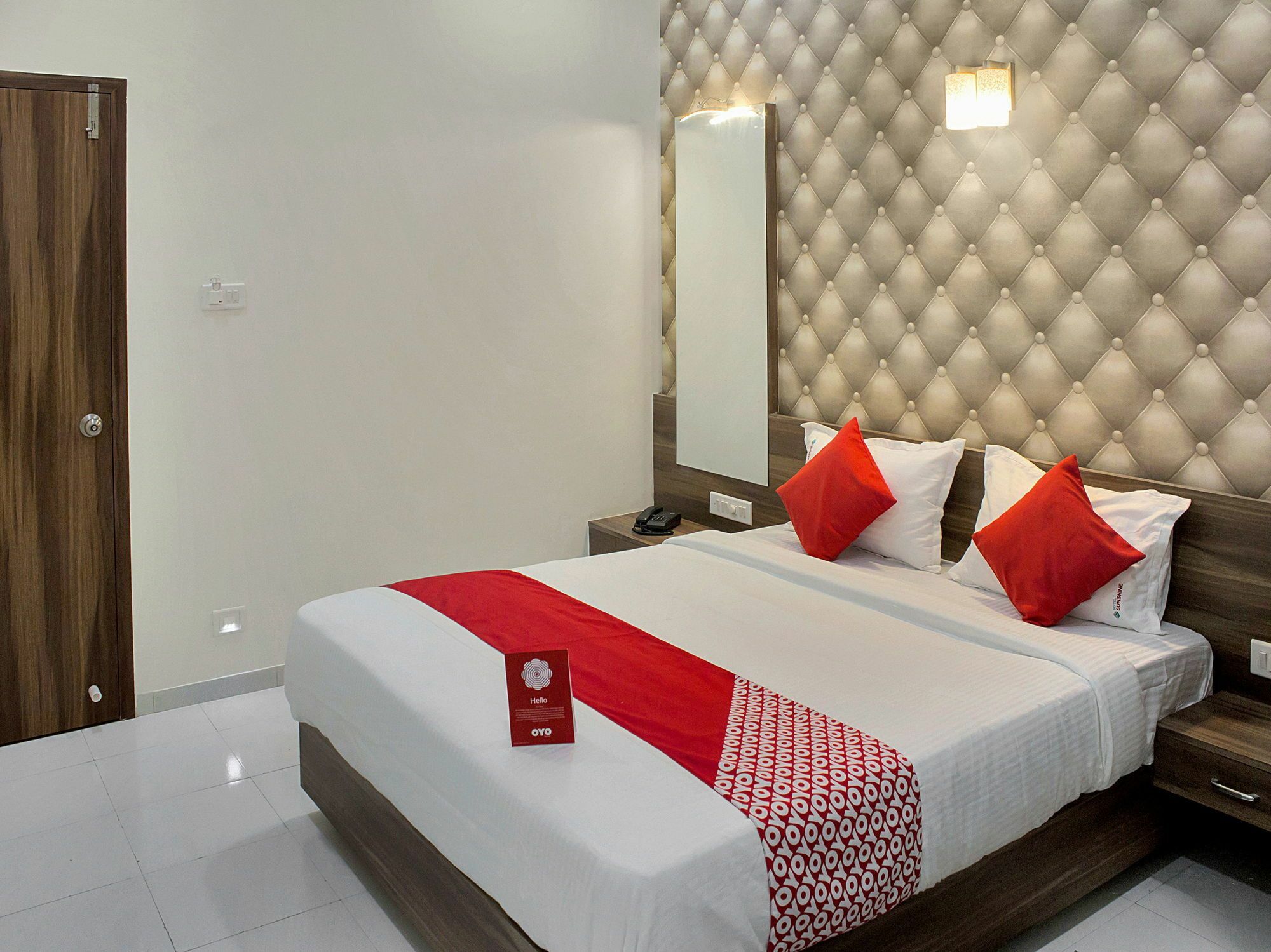 Hotel Collection O Sunshine Near Inox à Pune Extérieur photo